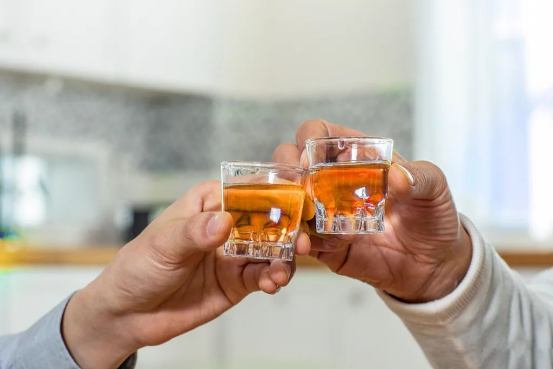不梵小分子肽酱酒：饮酒新纪元，抢占健康酱酒市场！
