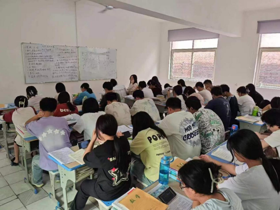 考立佳：教培转型中高考提分，2025年机构存续的刚需赛道